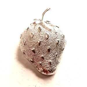 Vintage Sarah Coventry Strawberry Ice Silver Tone Strawberry Brooch 1968